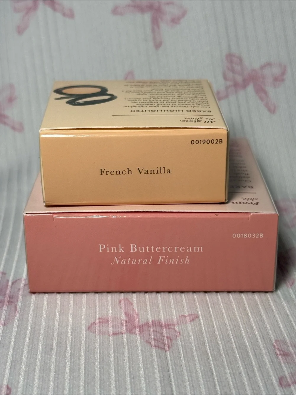 Laura Geller Marbleized Blush-N-Brighten Duo in Pink and Peach-Gold